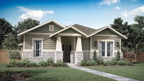 Exterior - 7900 Skytree Dr, Austin, TX 78744 photo 1 of 4