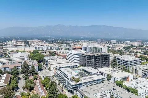 View/Area - 380 Cordova St #101, Pasadena, CA 91101 photo 1 of 2