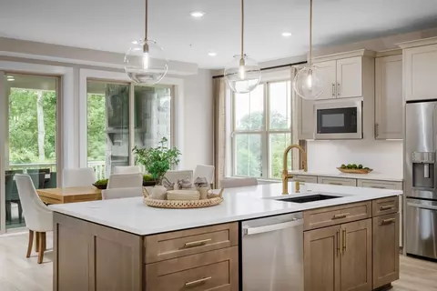 Kitchen - 9360 Bitterroot Ter, Frederick, MD 21701 photo 3 of 9