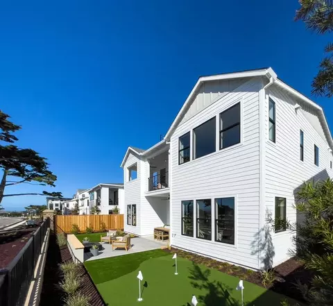 Exterior - 98 8th St, Marina, CA 93933 photo 5 of 8