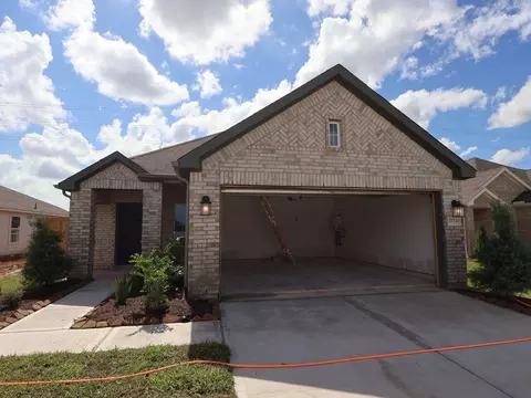 1054 Garnet Star Dr, La Marque, TX 77568