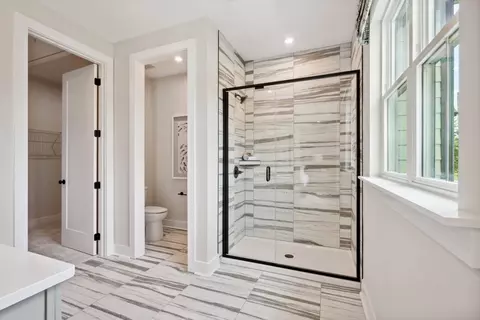 Bath - 159 Armstrong Rd, Belmont, NC 28012 photo 2 of 5