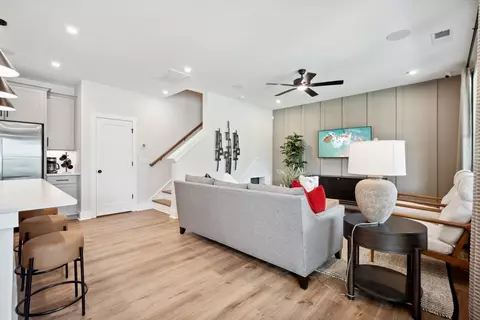 Entry Way - 159 Armstrong Rd, Belmont, NC 28012 photo 4 of 7