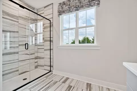 Bath - 159 Armstrong Rd, Belmont, NC 28012 photo 3 of 5