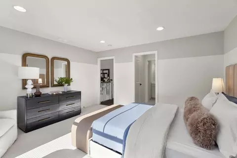 Bedroom - 4 Lloyd Cir, Norton, MA 02766 photo 6 of 13