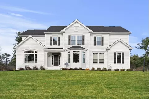 4 Lloyd Cir, Norton, MA 02766