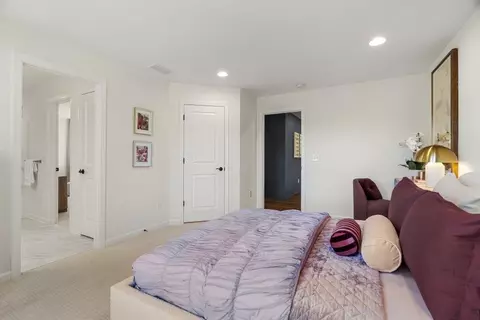Bedroom - 4 Lloyd Cir, Norton, MA 02766 photo 5 of 13