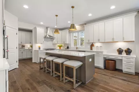 Kitchen - 4 Lloyd Cir, Norton, MA 02766 photo 1 of 6
