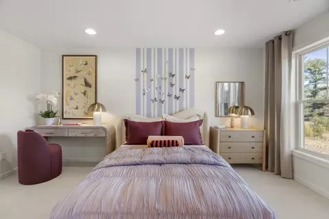Bedroom - 4 Lloyd Cir, Norton, MA 02766 photo 4 of 13
