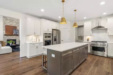 Kitchen - 4 Lloyd Cir, Norton, MA 02766 photo 5 of 6
