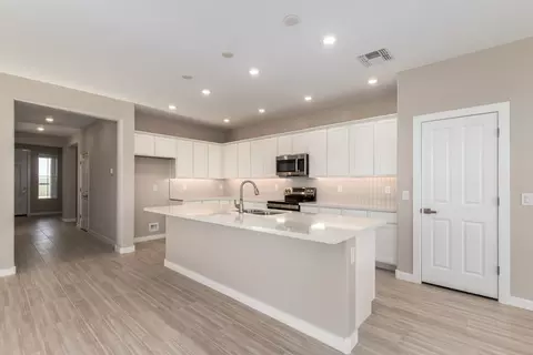 Kitchen - 1254 E Ridgerock Loop, Casa Grande, AZ 85122 photo 6 of 11