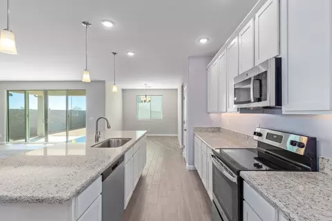 Kitchen - 1254 E Ridgerock Loop, Casa Grande, AZ 85122 photo 5 of 11
