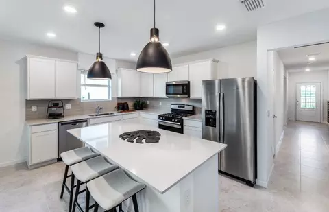 Kitchen - 42497 Cascade Dr, Punta Gorda, FL 33982 photo 2 of 5