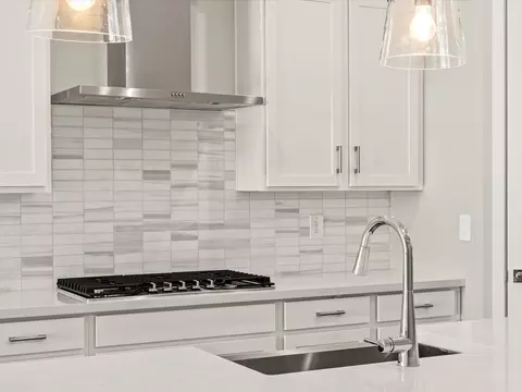 Kitchen - 10016 S Sombrero Trl, Apache Junction, AZ 85120 photo 4 of 6