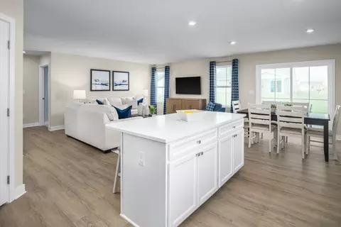 Entry Way - 619 Nesbe St, Lancaster, SC 29720 photo 1 of 3