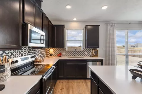 Kitchen - Contreras Lane, Bryan, TX 77803 photo 2 of 2