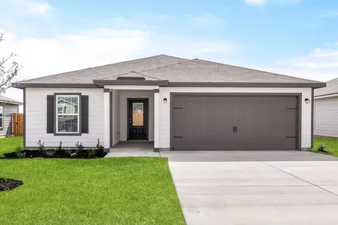 Exterior - 16004 Tassel Br, Lytle, TX 78052 photo 2 of 8