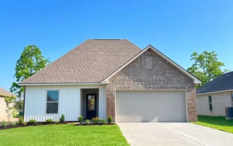 481 Garren Ln, Sulphur, LA 70665