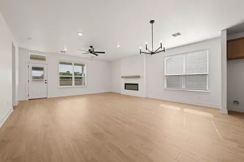 Living - 572 Gus Loop, Georgetown, TX 78626 photo 3 of 7