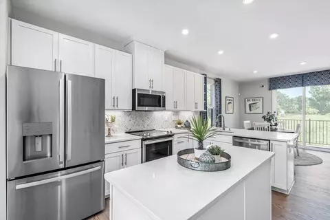 Kitchen - 5835 Gast Ct, Brooklyn Park, MD 21225 photo 2 of 5