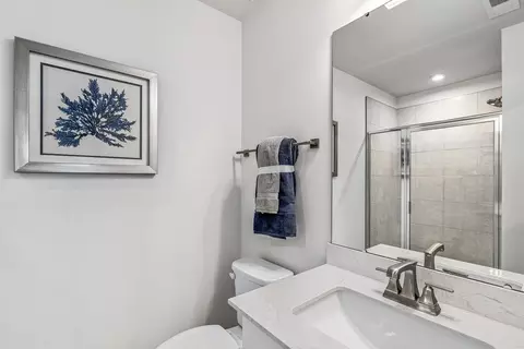 Bath - 5835 Gast Ct, Brooklyn Park, MD 21225 photo 3 of 4
