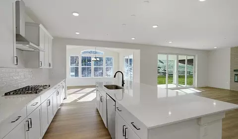 Kitchen - 2003 Aram Dr, Accokeek, MD 20607 photo 2 of 3