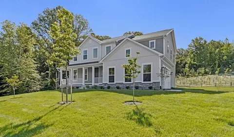 Exterior - 2003 Aram Dr, Accokeek, MD 20607 photo 2 of 4