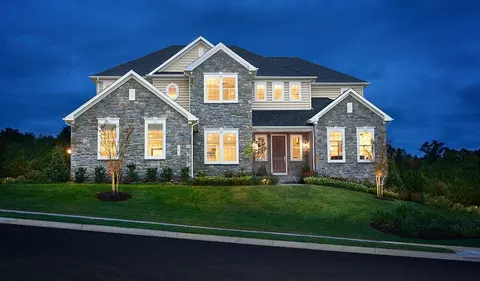 Exterior - 2003 Aram Dr, Accokeek, MD 20607 photo 2 of 3