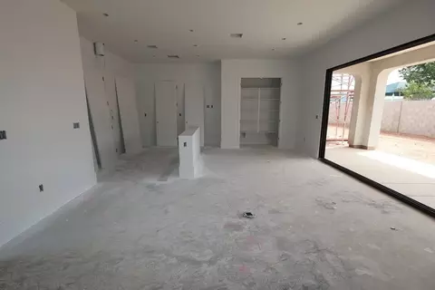 Living - 45 E Windsor Dr, Gilbert, AZ 85296 photo 1 of 2