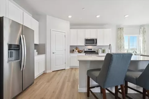 Kitchen - 19085 E 93rd Dr, Commerce City, CO 80022 photo 5 of 9
