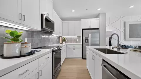 Kitchen - 500 Park Drive Unit #14, Carson, CA 90745 photo 2 of 5