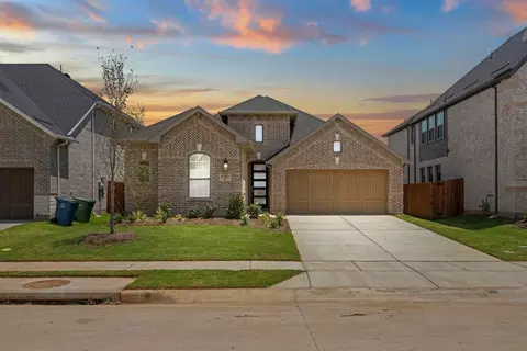 1752 Monarch Haven Way, Oak Point, TX 75068