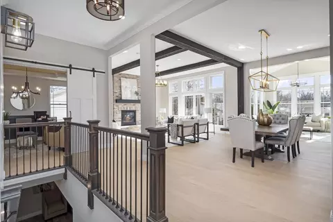 Dining - Cambrium Ct., Wentzville, MO 63385 photo 3 of 5