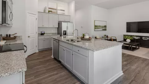 Kitchen - 2008 Willowleaf Dr, Leland, NC 28451 photo 4 of 8
