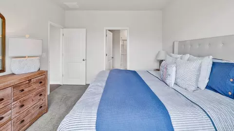 Bedroom - 2008 Willowleaf Dr, Leland, NC 28451 photo 5 of 11