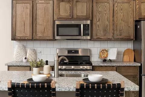 Kitchen - 3922 Peggy Dr, Laredo, TX 78046 photo 3 of 6