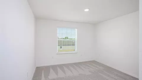 Bedroom - 2214 Elegant Mnr Cir, Edgewater, FL 32141 photo 2 of 2
