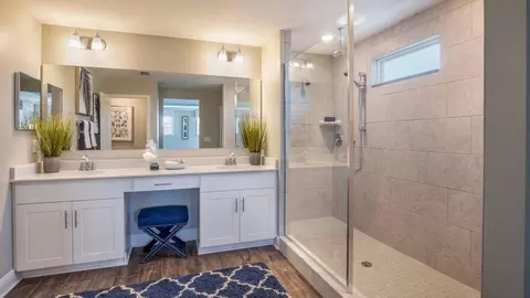 Bath - 2214 Elegant Mnr Cir, Edgewater, FL 32141 photo 3 of 3