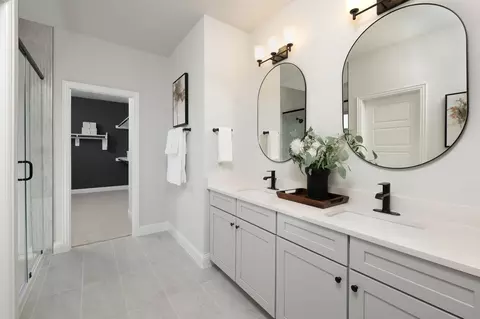 Bath - 2024 Moon Flower St, Celina, TX 75009 photo 1 of 7