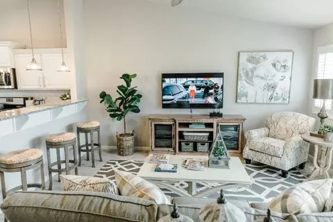 Living - Arizona Blvd., Three Rivers, MI 49093 photo 2 of 3