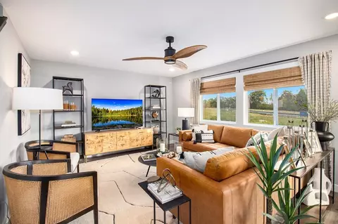 Living - Arizona Blvd., Three Rivers, MI 49093 photo 3 of 3