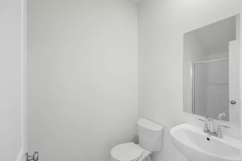 Bath - 1603 E Parkside Ln, Dyer, IN 46311 photo 1 of 2