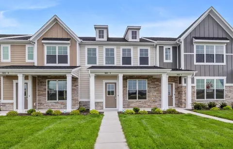 1603 E Parkside Ln, Dyer, IN 46311