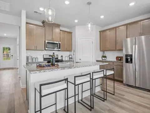 Kitchen - 6737 Warbler Ln, Lula, GA 30554 photo 3 of 4