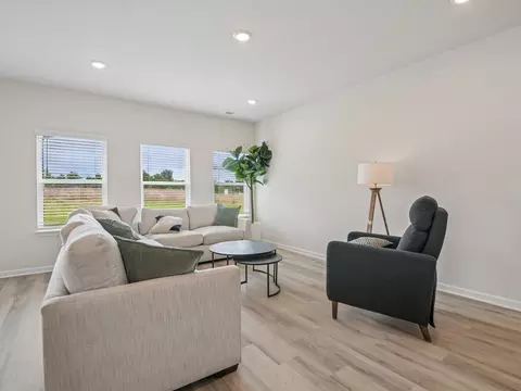Living - 6737 Warbler Ln, Lula, GA 30554 photo 1 of 4