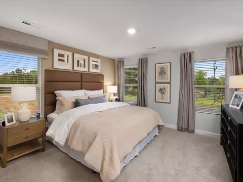 Bedroom - 815 Ernest Ln, Lyman, SC 29365 photo 4 of 6