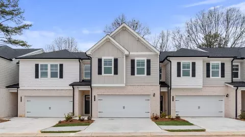 640 Treasure Dr, Stockbridge, GA 30281