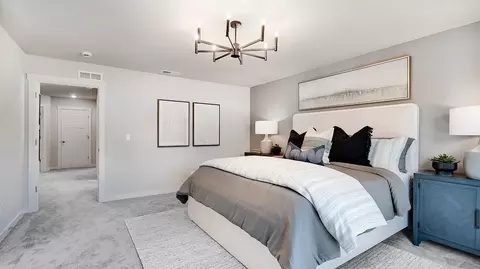 Bedroom - 63300 NE Peale St, Bend, OR 97701 photo 2 of 5