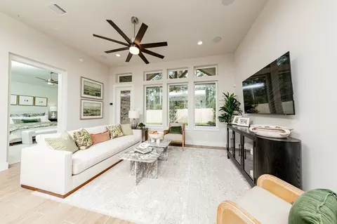Living - 2112 Madeley Creek Dr, Conroe, TX 77304 photo 2 of 2