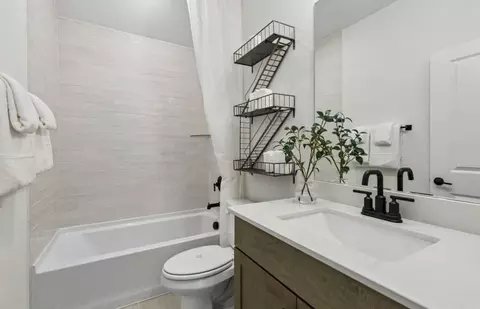 Bath - 11045 Abbotsbury Rd, Haslet, TX 76052 photo 3 of 4